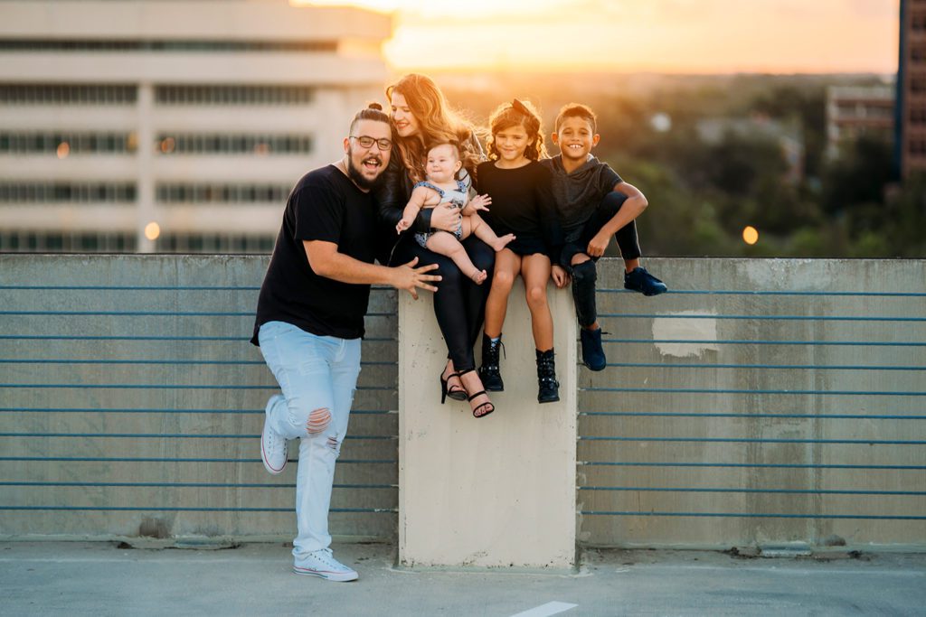 family session of 5 on roof top in downtown Orlando